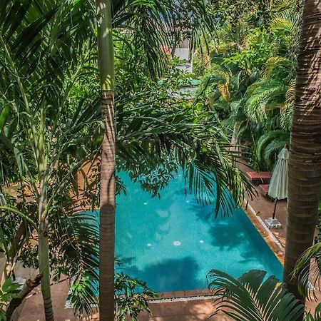 Marirath Boutique Hotel Siem Reap Bagian luar foto