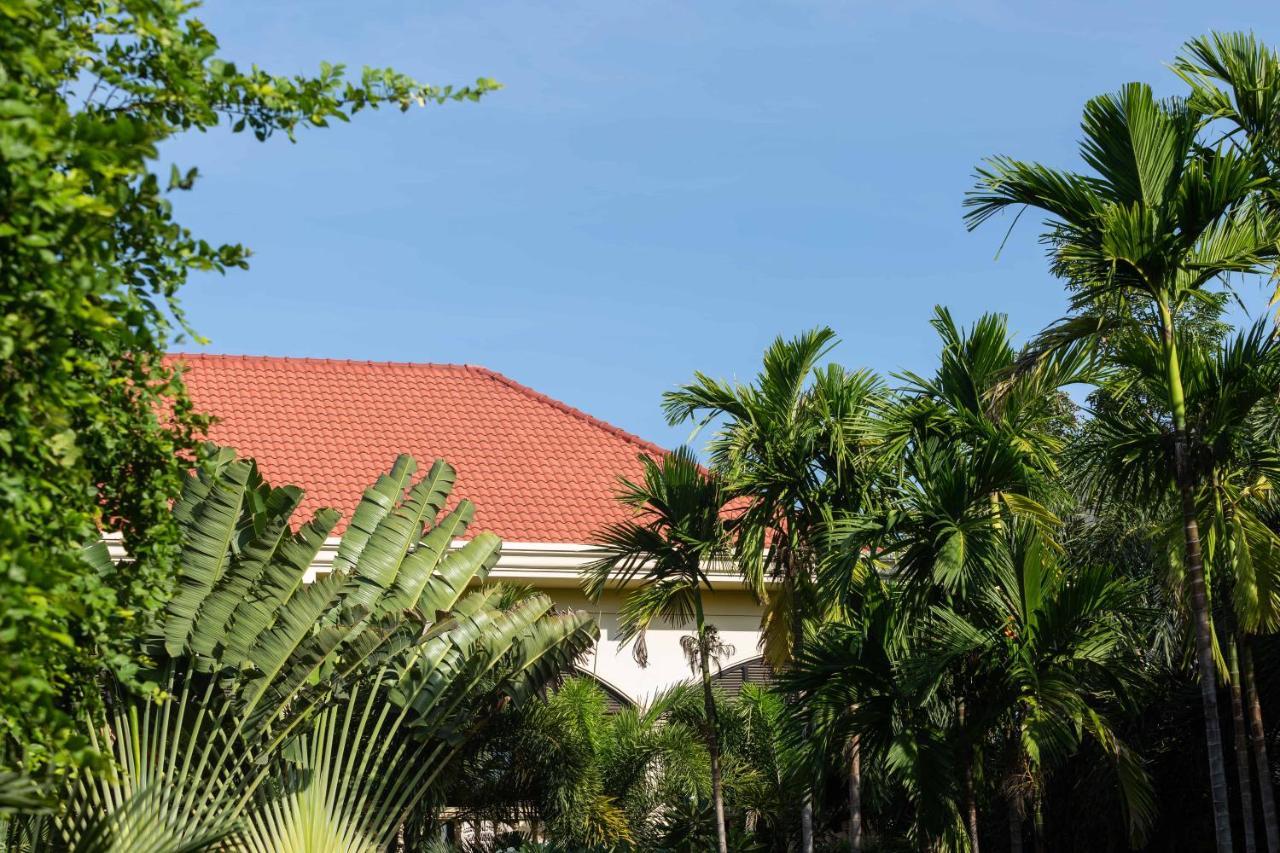 Marirath Boutique Hotel Siem Reap Bagian luar foto