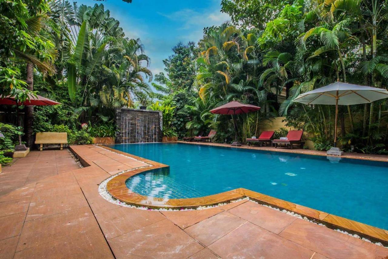 Marirath Boutique Hotel Siem Reap Bagian luar foto