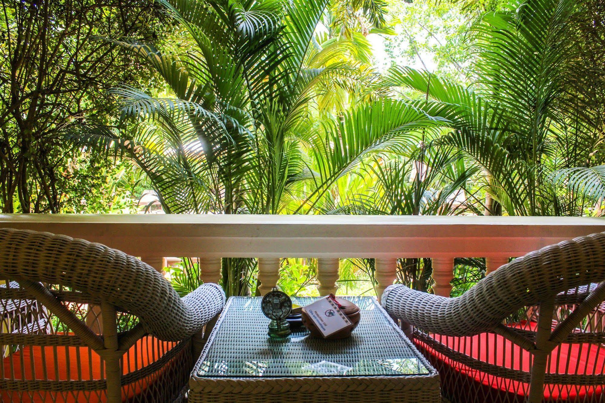 Marirath Boutique Hotel Siem Reap Bagian luar foto