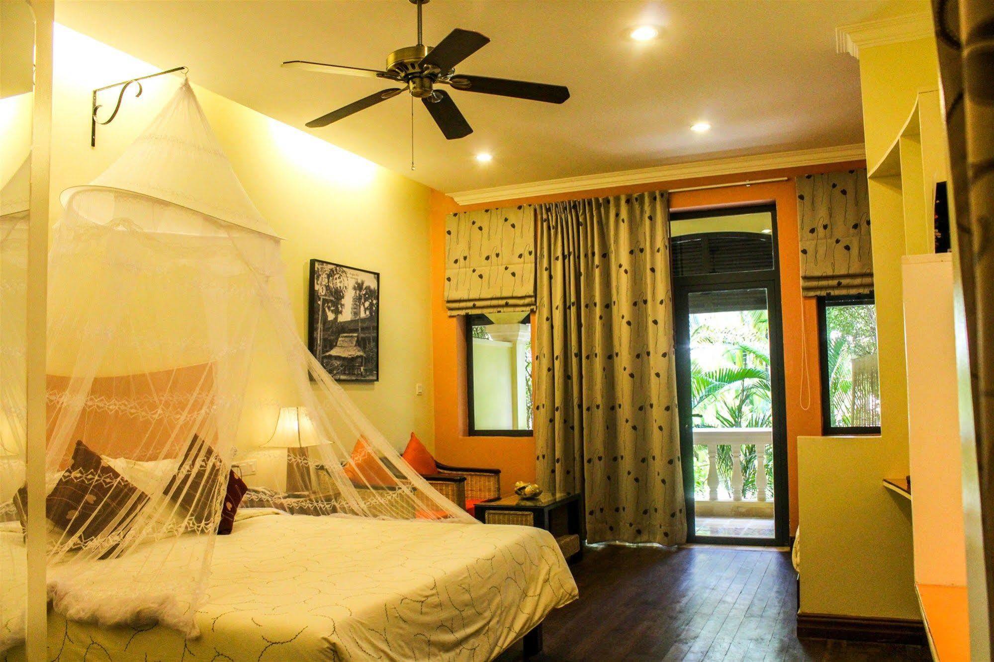 Marirath Boutique Hotel Siem Reap Bagian luar foto